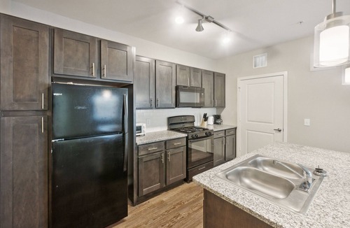 Willowbrook Apartment | C Creek 4316 I New Construction 2Bd Apt I Gated