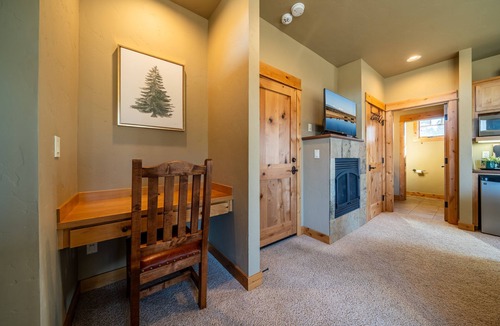 Powell Butte House | Cabin 15 - Luxury Sage Escape Cabin- Brasada Ranch I Hot Tub I Golf