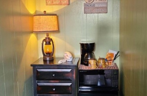 Helena Cabin | Cabin 23 - Hunters Haven