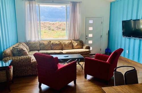 Moab South Valley Cabin | Cabin ∙ 3 bedrooms ∙ 16 guests