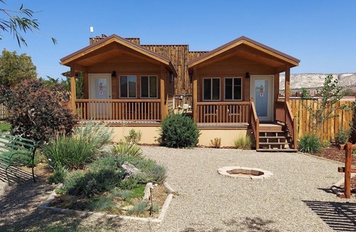 Escalante Cabin | Cabin 5 - Deluxe Cabin with Half Bath