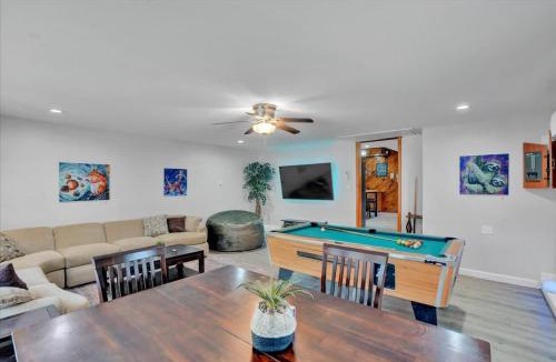 Long Pond House | Cabin in Long Pond Gameroom Pool Table