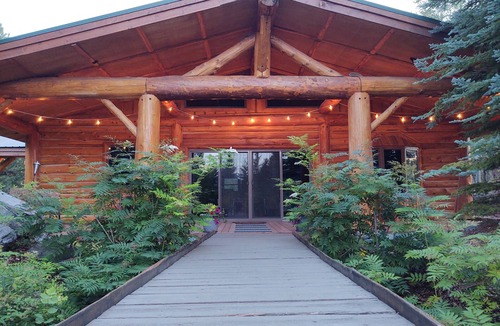 Columbia Falls Cabin | Cabin Oasis, Glacier in 20, Swimming, Mountain Views