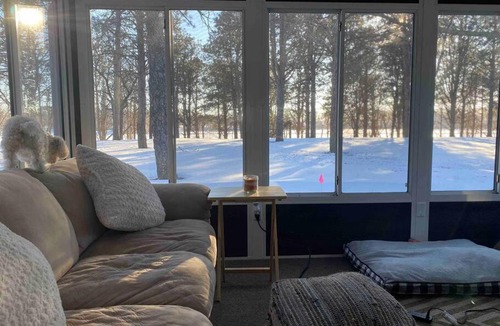Hampton House | Cabin on Beeds Lake