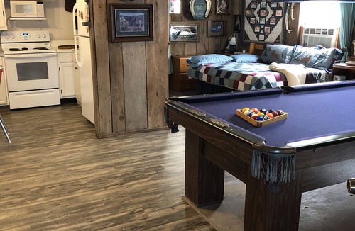 Talladega House | Cabin on Logan Martin lake