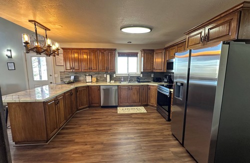 Sweetwater Cabin | Cabin with Lake View & Private beach access