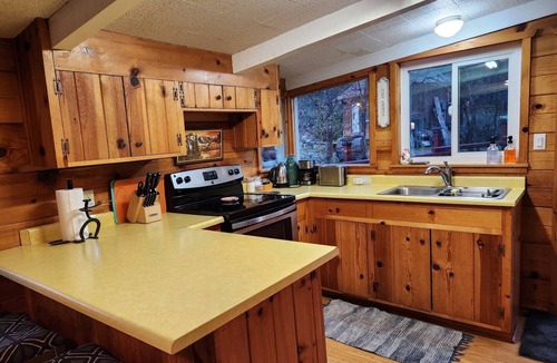 California Hot Springs Cabin | California Hot Springs Cabin Escape