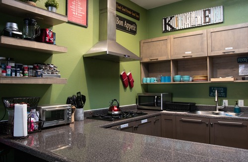 Pacific Beach Hostel | California Dreams Hostel - Pacific Beach