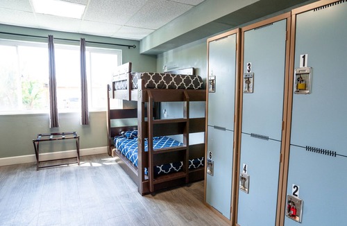 Point Loma Heights Hostel | California Dreams Hostel - Ocean Beach