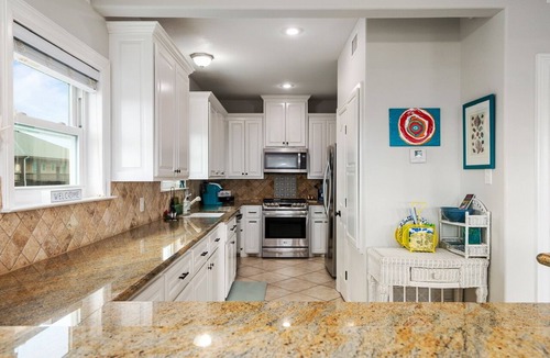 Port Bolivar House | CAMP QUEENIE - 2nd row with great views, steps to the surf and sand!