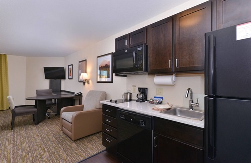 Casper Hotel | Candlewood Suites Casper by IHG