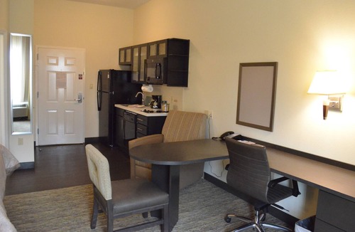 Harlingen Hotel | Candlewood Suites Harlingen by IHG