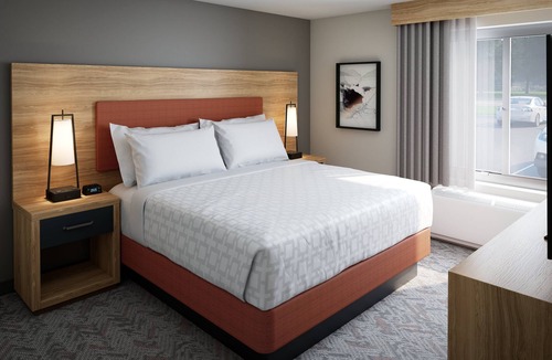 Clodine Hotel | Candlewood Suites Houston NE - Stafford by IHG
