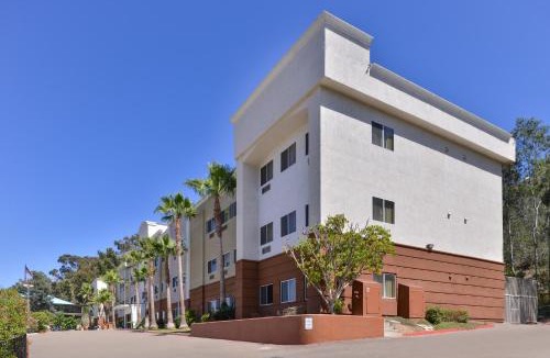 Mission Valley West Hotel | Candlewood Suites San Diego by IHG