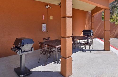 Mission Valley West Hotel | Candlewood Suites San Diego by IHG