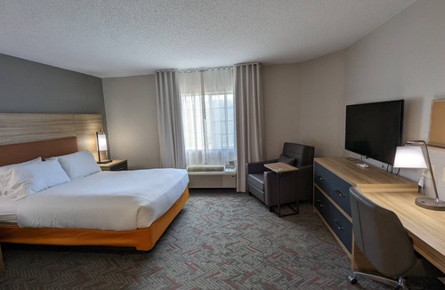 Wilson Hotel | Candlewood Suites Wilson by IHG