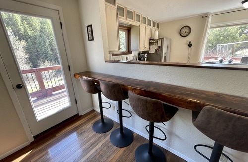 Gardiner House | Canyon House near Yellowstone