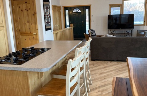 Teasdale House | Capitol Reef Home with fast wi-fi and washer/dryer