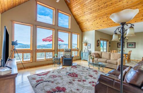 Dayton House | Captivating Dayton Getaway
