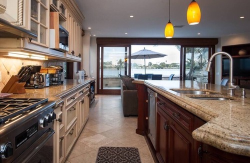 Mission Beach House | Casa Ballena, Luxury On The Bay!