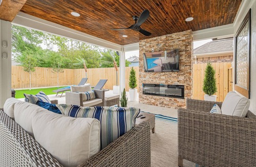 Barker House | Casa Larissa , Grill & Chill Retreat- Heated Pool 3 bedroom Home in Katy TX