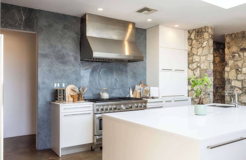 Baldwin Hills House | Casa Veronica by Oraklus