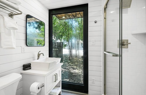 San Marcos Cabin | Casita Containers San Marcos Tx