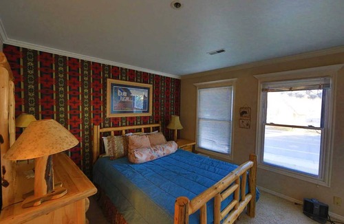 Allegany Other | Castle ∙ 2 bedrooms ∙ 6 guests