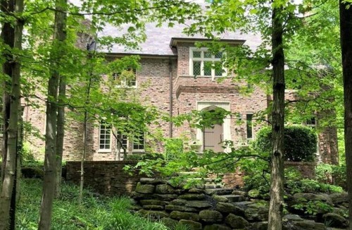 Indianapolis Other | Castle with 5 bedrooms and WiFi, fitness room in fabulous Indianapolis