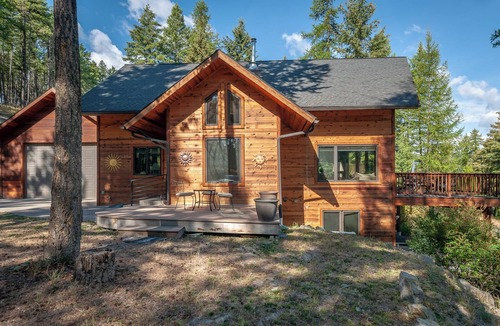 Lakeside House | Cathedral in the Pines near Flathead Lake, 2800 Sq Ft