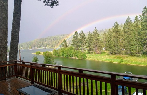 Coeur d'Alene House | CDA Lakeside House. Includes dock slip, kayaks, & paddle boards