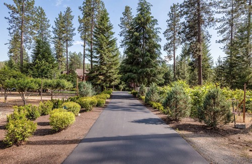 Post Falls House | CDAs Finest Secluded Waterfront Estate 7000 Sq ft 5 Forested Acres-Close to town