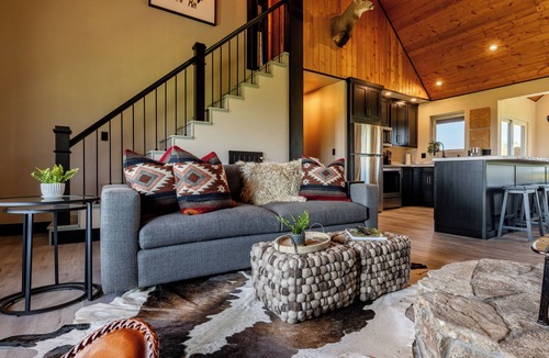 Cody House | Cedar Mountain Retreat- mountain modern getaway, newly added hot tub and fire pit!