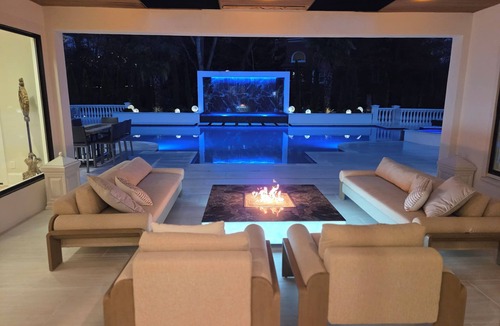 Charlotte House | Celebrity Resort Luxury Home, Very elegant, the ultimate destination estate.