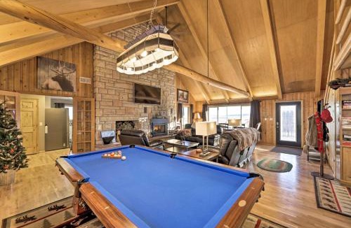 Centennial House | Centennial Cabin with Hot Tub, Sauna and Pool Table!