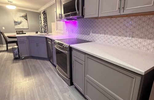 New Irving Park House | Central 2br/2bath full cozy house in safe neighborhood with parking