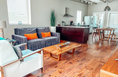 Downtown Greensboro Apartment | Central Apt: Xbox S, Walk to Tanger & Coffee Shop + Amenities