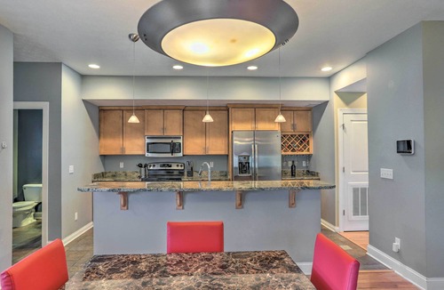 Tremont House | Central Cleveland Gem w/Direct Skyline View!