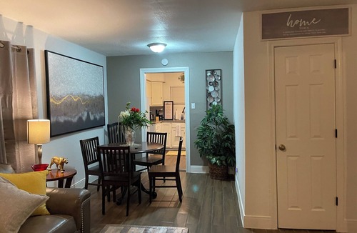 OST - South Union House | Central Comfort near Medical Center/NRG & Downtown! Pet friendly w/AC & WIFI!