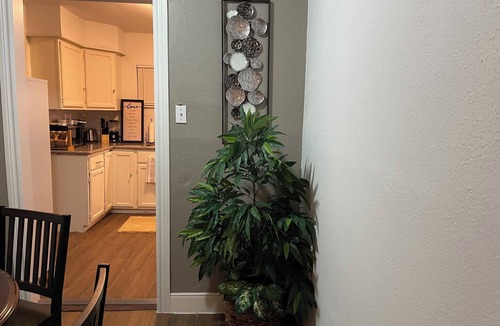 OST - South Union House | Central Comfort near Medical Center/NRG & Downtown! Pet friendly w/AC & WIFI!