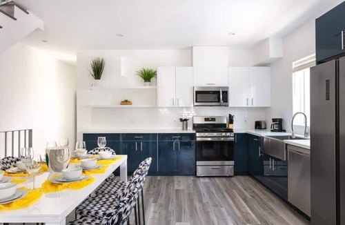 Historic Filipinotown House | Central LA Escape Near Universal & Beaches