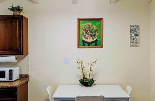 Serra Mesa House | Central location - 3br/2ba. Stay weekly. Clean, safe, quiet.