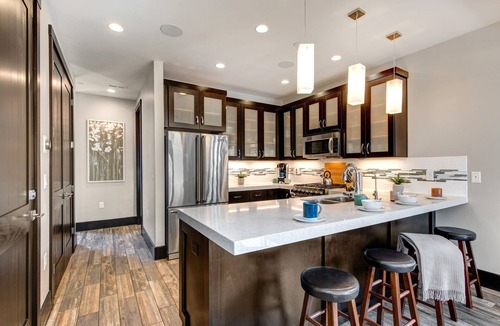 Park City House | Central Location, Hot Tub, Chef's kitchen + Community Amenities!