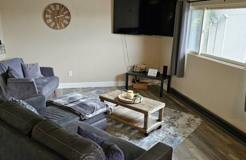 Franklin to the Fort Apartment | Central Missoula Charmer! Location meets simplicity at this newly remodeled apt!