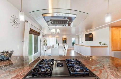 Point Loma Heights House | Central Modern Home, 5 Bedrooms, 3 Bathrooms. Bright&Spacious Open Floor Plan.