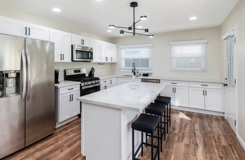 Valencia Park House | Central SD Home w/Private Backyard,Parking,W/D,A/C
