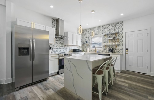 Downtown Columbus House | Centrally located, just minutes away from 4th St, Short North, DT and OSU!