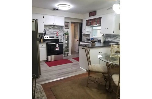 Lima House | Centrally located, SELF CATERING home.