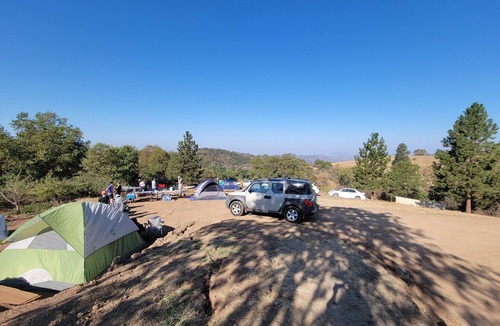 Pinehurst RV Rental | CG34 Medium 20X35 ft. Campsite/Shower - Kings Canyon & Sequoia NP