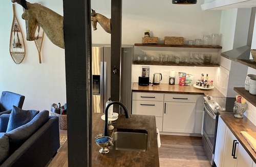 Moose Wilson Road House | Chalet Retreat w Mountain View’s in Jackson Hole